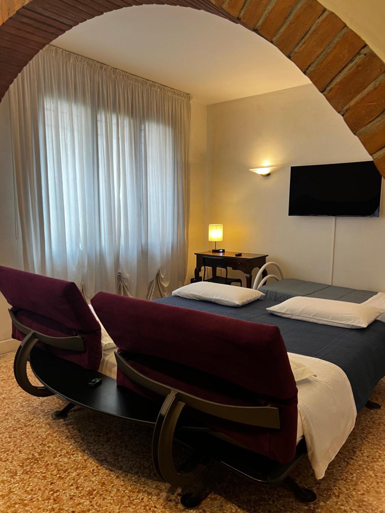 Hotel Locazione Turistica Joyful Padua Exterior foto
